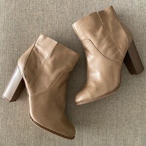Target Tan Women’s Ankle Block Heel Booties✨